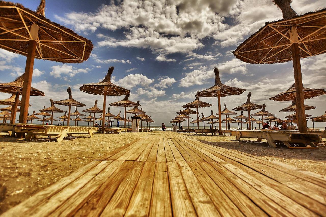 Mario Apartamente - Romantic Mamaia Luaran gambar